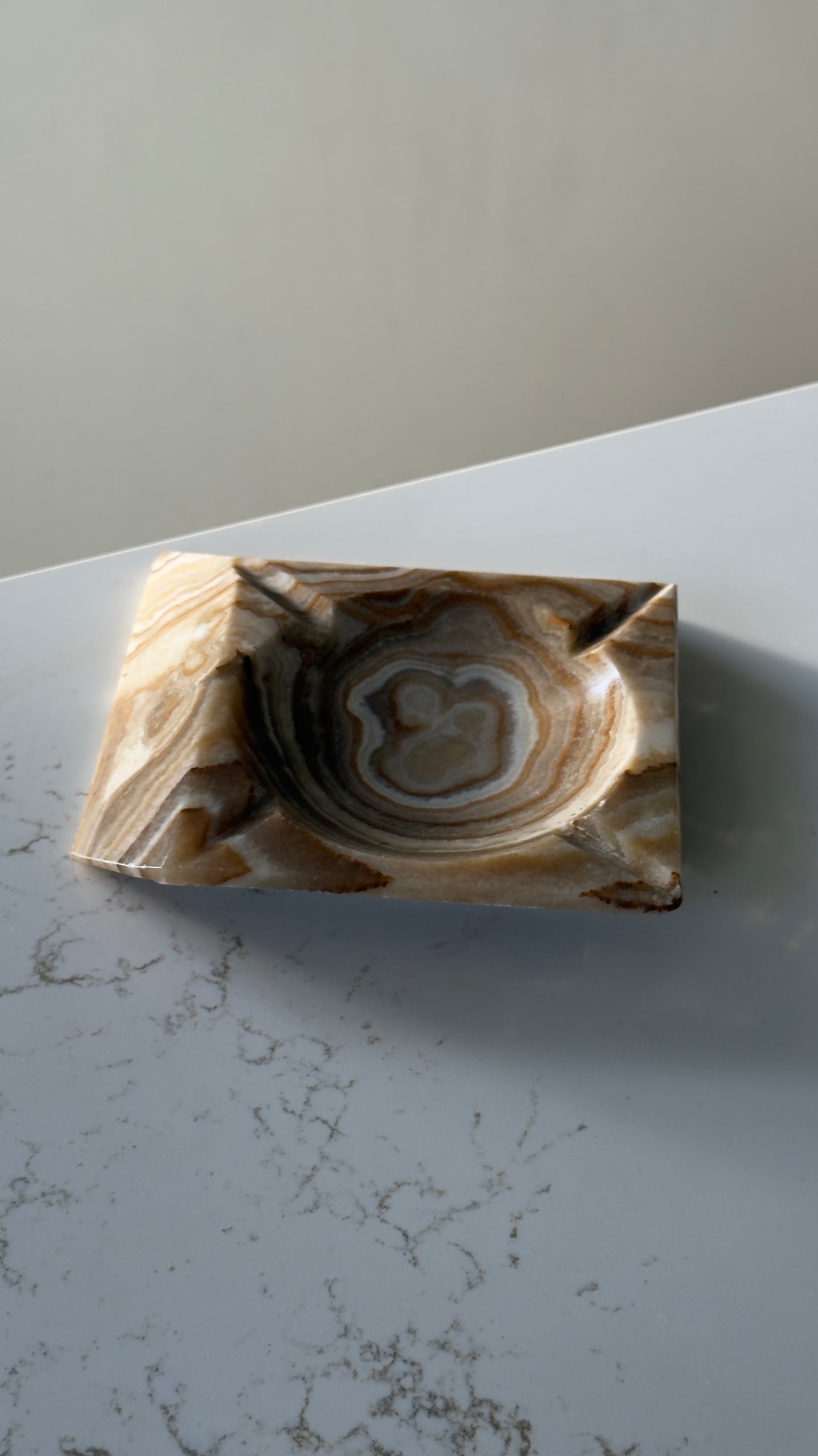 Vintage ~1960 Tapered Edge Onyx Ashtray