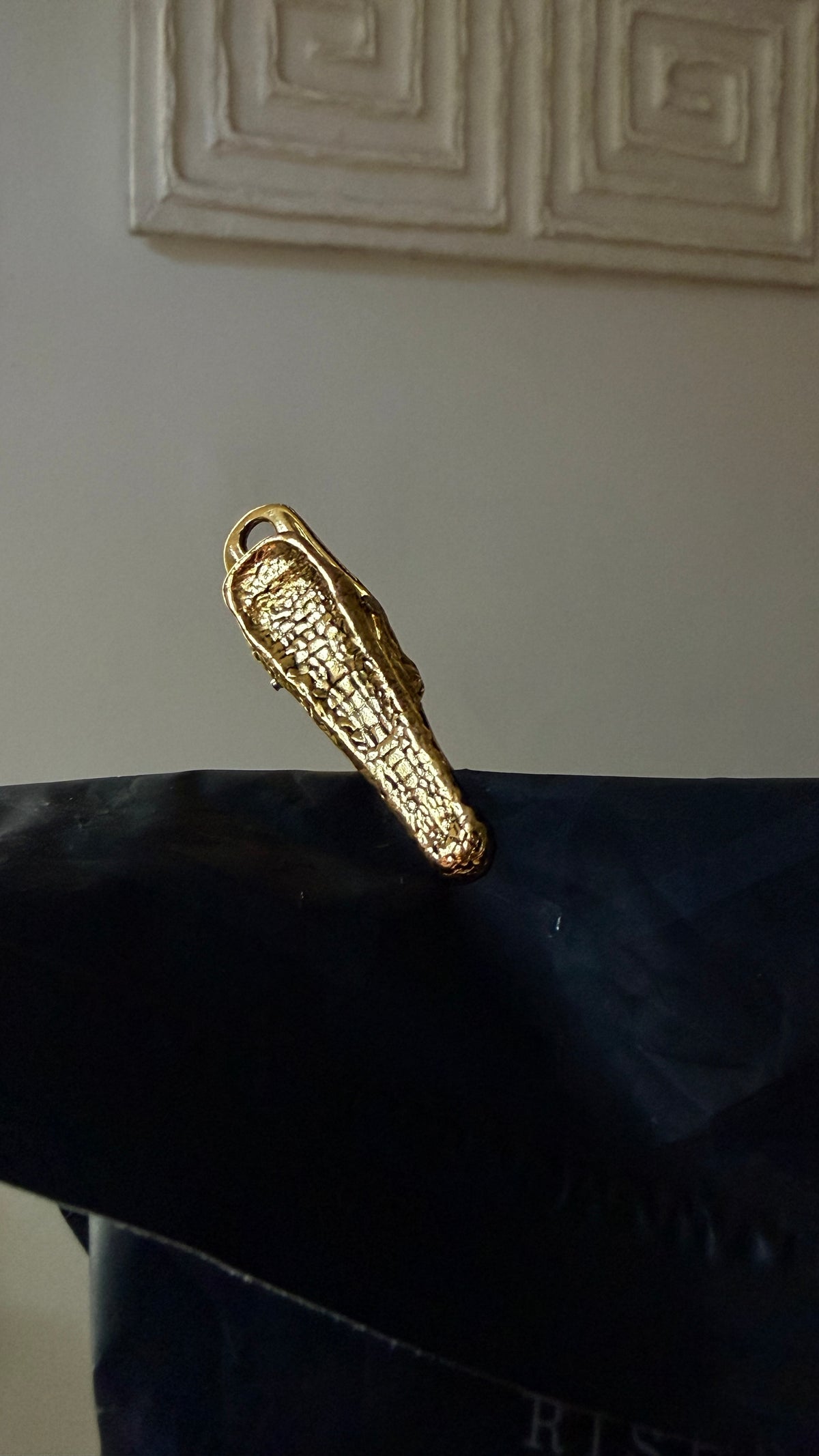 Golden Crocodile Chip Clip