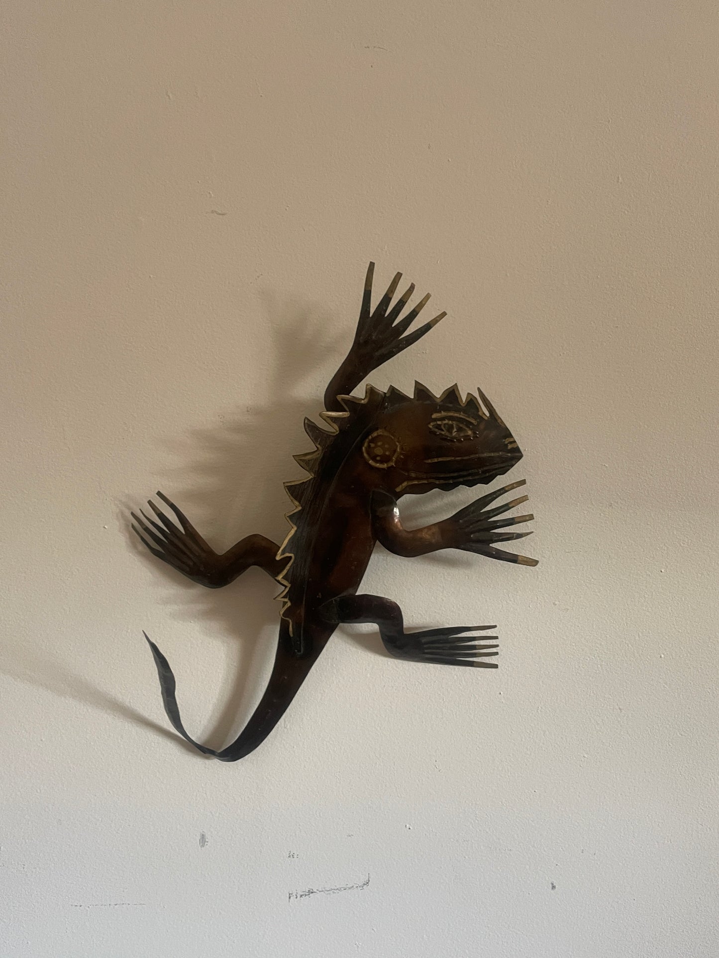 Pair of Sculpted Metal Wall Scrawling Lizards with Painted Brass Details