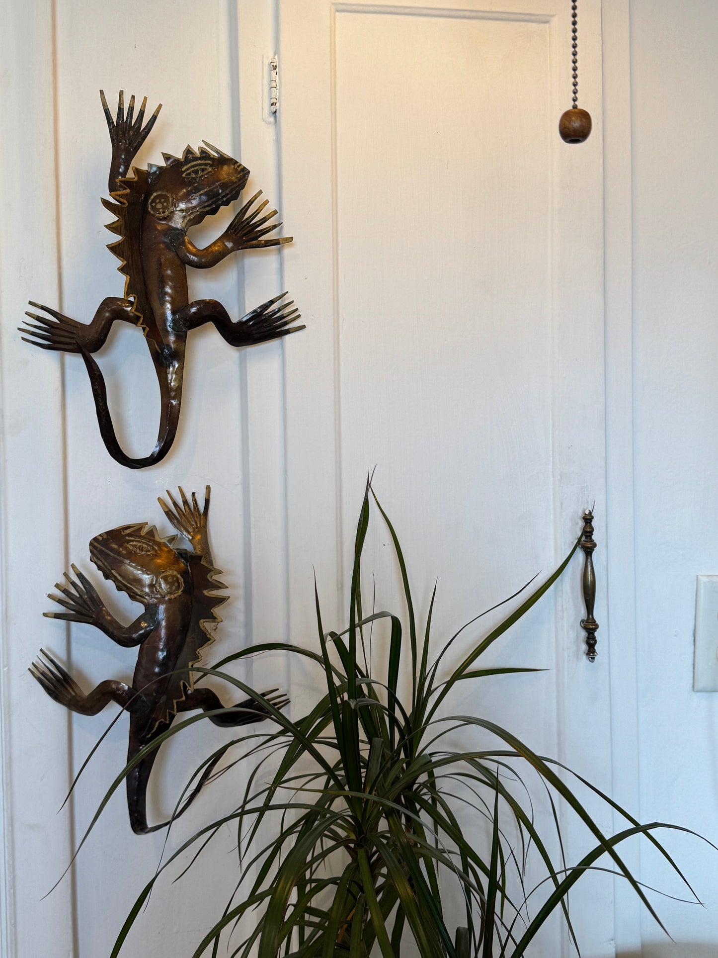 Pair of Sculpted Metal Wall Scrawling Lizards with Painted Brass Details