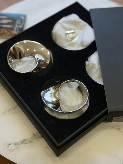 New in box Vintage Phillipi Mirrored Silver "Swirl" Napkin Rings sold as set of 4