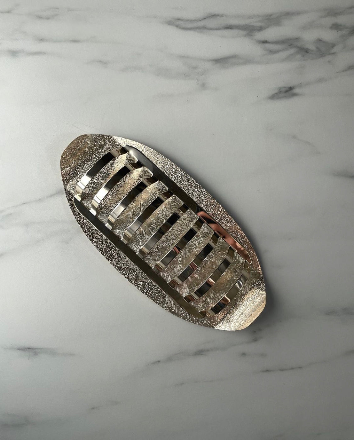 Vintage Silver Plated 8 Slice Toast Rack Book Display