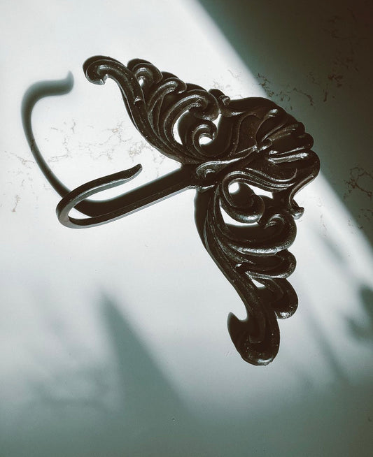 Large Vintage Casted Iron Decorative Hat Coat Hook